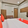 Отель OYO 10501 Hotel Amber, фото 19