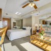 Отель Private Waikiki Condos with Corp Rental Car Discount and free Tour Guide App, фото 6