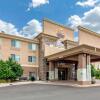 Отель Comfort Inn Suites Denver Northeast Brighton в Брайтоне