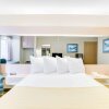 Отель Microtel Inn & Suites by Wyndham Greensboro, фото 15