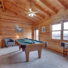 Отель Bear View - Three Bedroom Cabin, фото 10