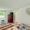 Отель AMI Lighthouse Cottage-one Minute Walk To The Beach-keyless Locks, фото 8