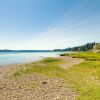 Отель Waterfront Hood Canal Cottage: Steps to the Beach!, фото 10