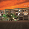 Отель Lira Hotel, фото 1