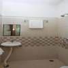 Отель OYO 9878 Home Cozy 3BHK Geetanjali Hospital, фото 8
