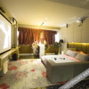 Отель Twilight Suites Cinema Hotel, фото 3