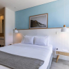 Отель w Stylish 1BR in Chic, фото 6