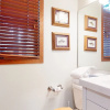 Отель Winterset 12 Centrally Located, Cozy, Washer Dryer by RedAwning, фото 32