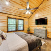 Отель Broken Bow Cabin w/ Private Hot Tub: 14 Mi to Lake, фото 1