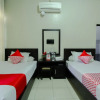 Отель OYO 1361 Singosari Family Residence, фото 5