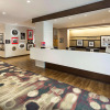 Отель Hampton Inn & Suites Dallas Downtown, фото 2