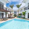 Отель Huge villa for large groups in Bavaro (Cocotal) - Up to 16 people with pool, jacuzzi, chef, maid, фото 2