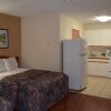 Отель Canadas Best Value Inn & Suites Castlegar, фото 26