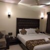 Отель JK Rooms 127 Hotel Parashar Check In, фото 24
