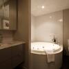 Отель Docklands Prestige Apartments, фото 5