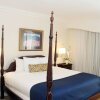 Отель The Courtleigh Hotel and Suites, фото 2