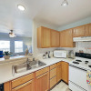 Отель New Listing! Updated : Pool, 1 Block To Beach 2 Bedroom Condo, фото 2