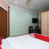 Отель Priyanka International by OYO Rooms, фото 4
