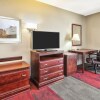 Отель Hampton Inn & Suites Madison-West, фото 27