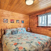 Отель Fully Remodeled Munds Park Cabin: Deck & Fireplace, фото 10