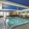 Отель La Quinta Inn & Suites by Wyndham Kansas City Airport, фото 14