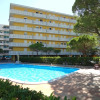 Отель Flat With Terrace Overlooking the Pool, фото 4