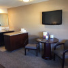 Отель Ramada Inn & Suites Foothills Resort, фото 6