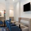 Отель Holiday Inn Express & Suites Chicago West - St Charles, фото 2