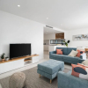 Отель Brand New Luxury Modern 3 Bed 3 Bath Apartment with Pool & Gym by Ideal Homes, фото 7
