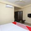 Отель OYO 11343 Hotel Sai International, фото 11