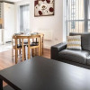 Отель Impeccable 2-bed Apartment in Reading, фото 9