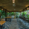 Отель French Garden Hostel, фото 5