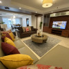 Отель JJ Suites - Your Home on 11, фото 13