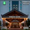 Отель Embassy Suites by Hilton Chicago Lombard Oak Brook в Ломбарде