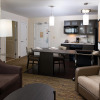 Отель Candlewood Suites Olathe, an IHG Hotel, фото 4