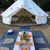 Отель Glamping kaki singapore-Standard medium bell tent, фото 1