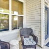 Отель Cheerful Bluffton Townhome: 1 Mi to Old Town!, фото 6