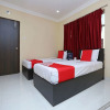 Отель OYO 4439 Aura Inn, фото 3