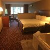 Отель GuestHouse Inn & Suites Wilsonville, фото 34