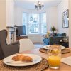 Отель Perfectly Located 4 Storey Townhouse With 2 Parking Spaces In Central Harrogate, фото 3