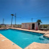 Отель Gulf Shores Condo Pool Across Street From Beach, фото 22
