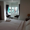 Отель Welcome Inn Hotel Karon Beach Double Superior Room From Only 700 Baht, фото 1