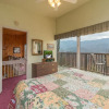 Отель Mountain Top - Two Bedroom Cabin, фото 5