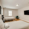Отель Spacious East Orange Home: Steps to Elmwood Park!, фото 7