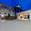 Отель Holiday Inn Express Hotel & Suites Salina, фото 25