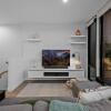 Отель StayCentral Northcote Townhouse With Study, фото 3