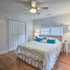 Отель Bright & Sunny Home ~ 14 Mi to Myrtle Beach!, фото 3