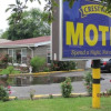 Отель Crestwood Motel, фото 1