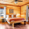 Отель Daybreak by Avantstay Sleeps 18 Cabin + Pool/spa, фото 22