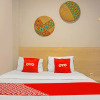 Отель OYO 92216 Elite Residence UIN By TOS, фото 3